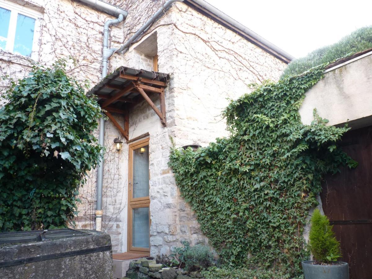 La Petite Maison Carre Talant Exterior photo